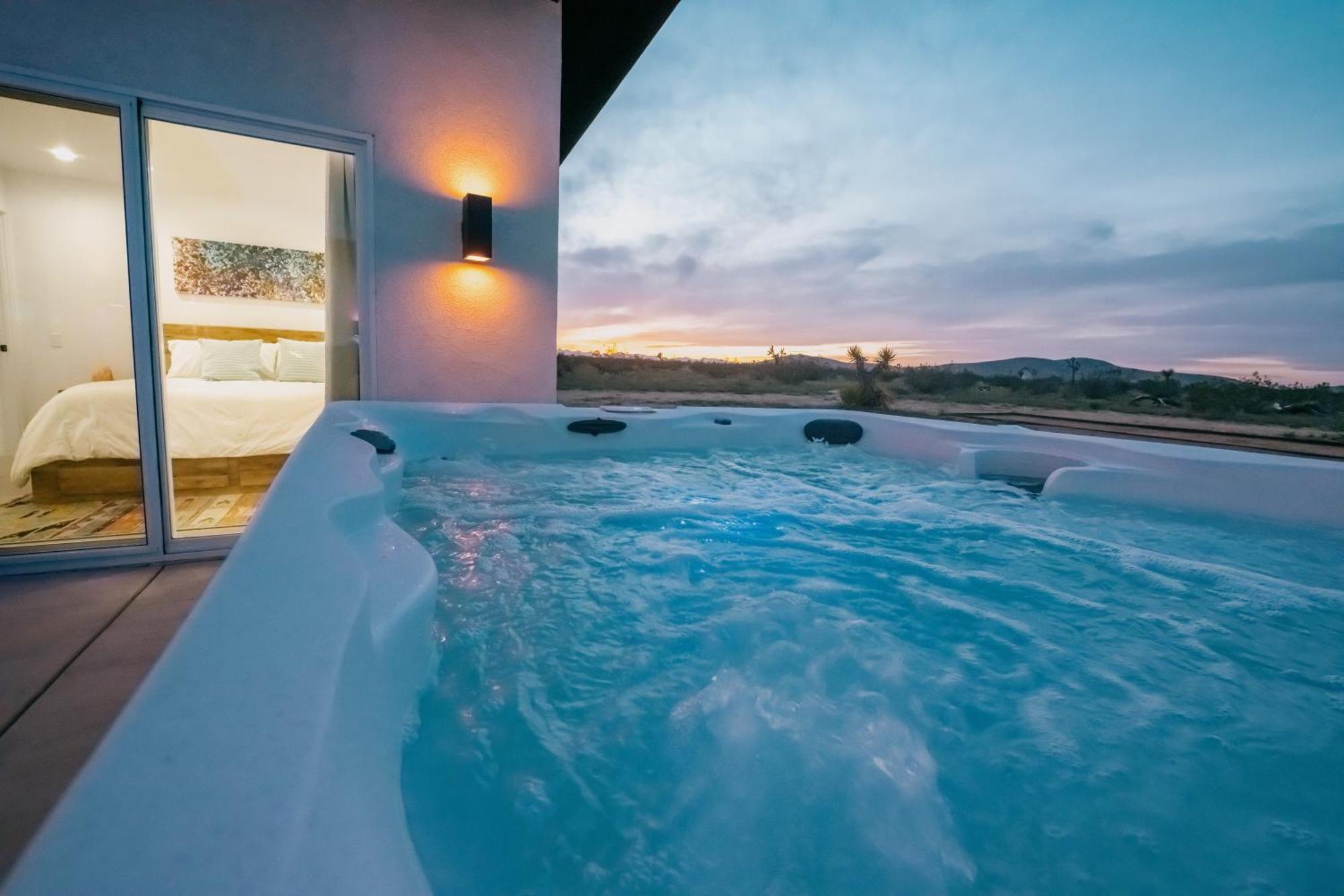 Coyote Tracks - A Modern Desert Experience Villa Joshua Tree Bagian luar foto