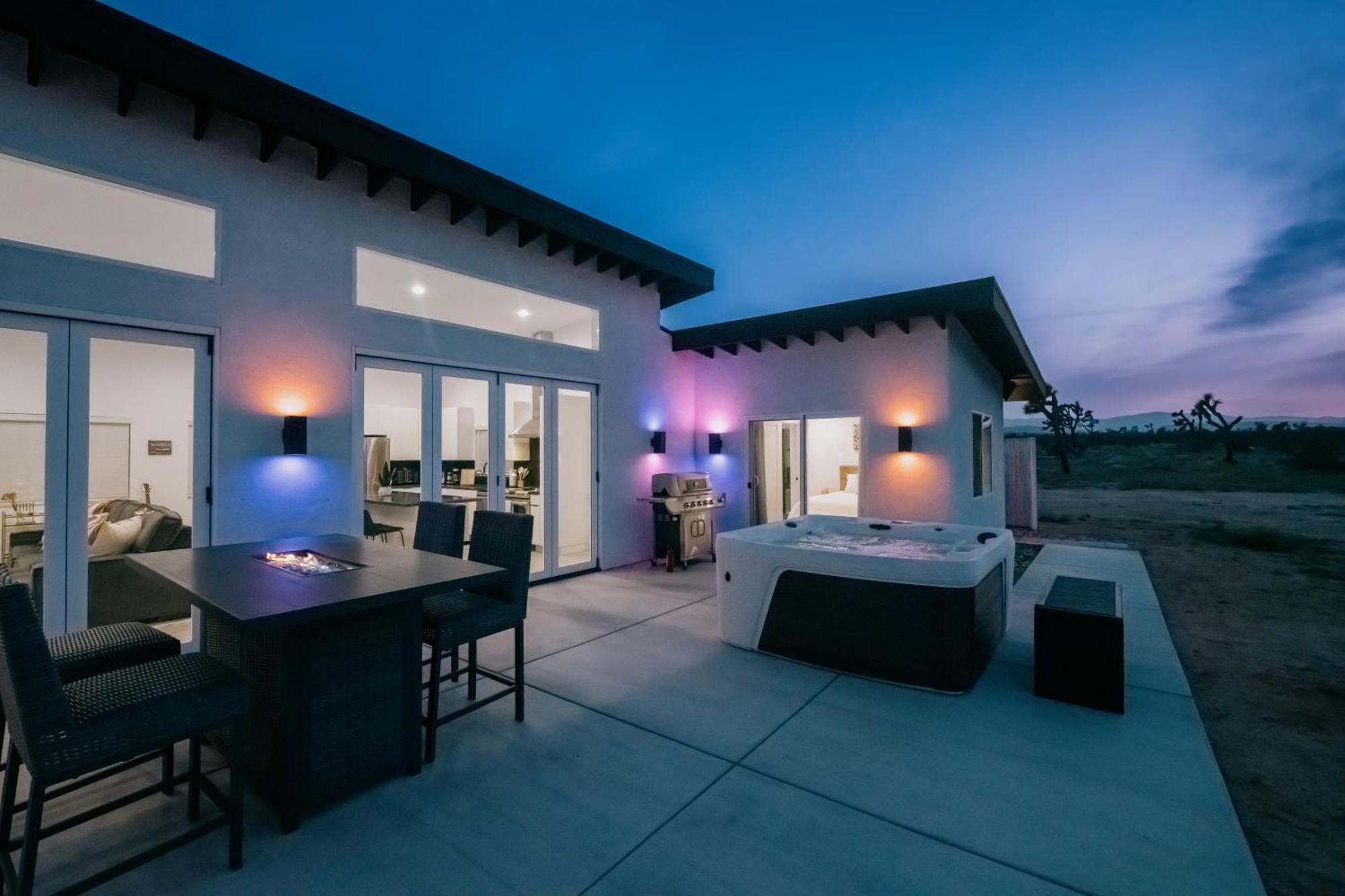 Coyote Tracks - A Modern Desert Experience Villa Joshua Tree Bagian luar foto