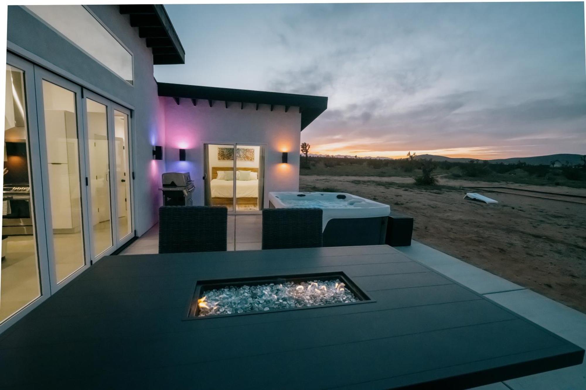 Coyote Tracks - A Modern Desert Experience Villa Joshua Tree Bagian luar foto
